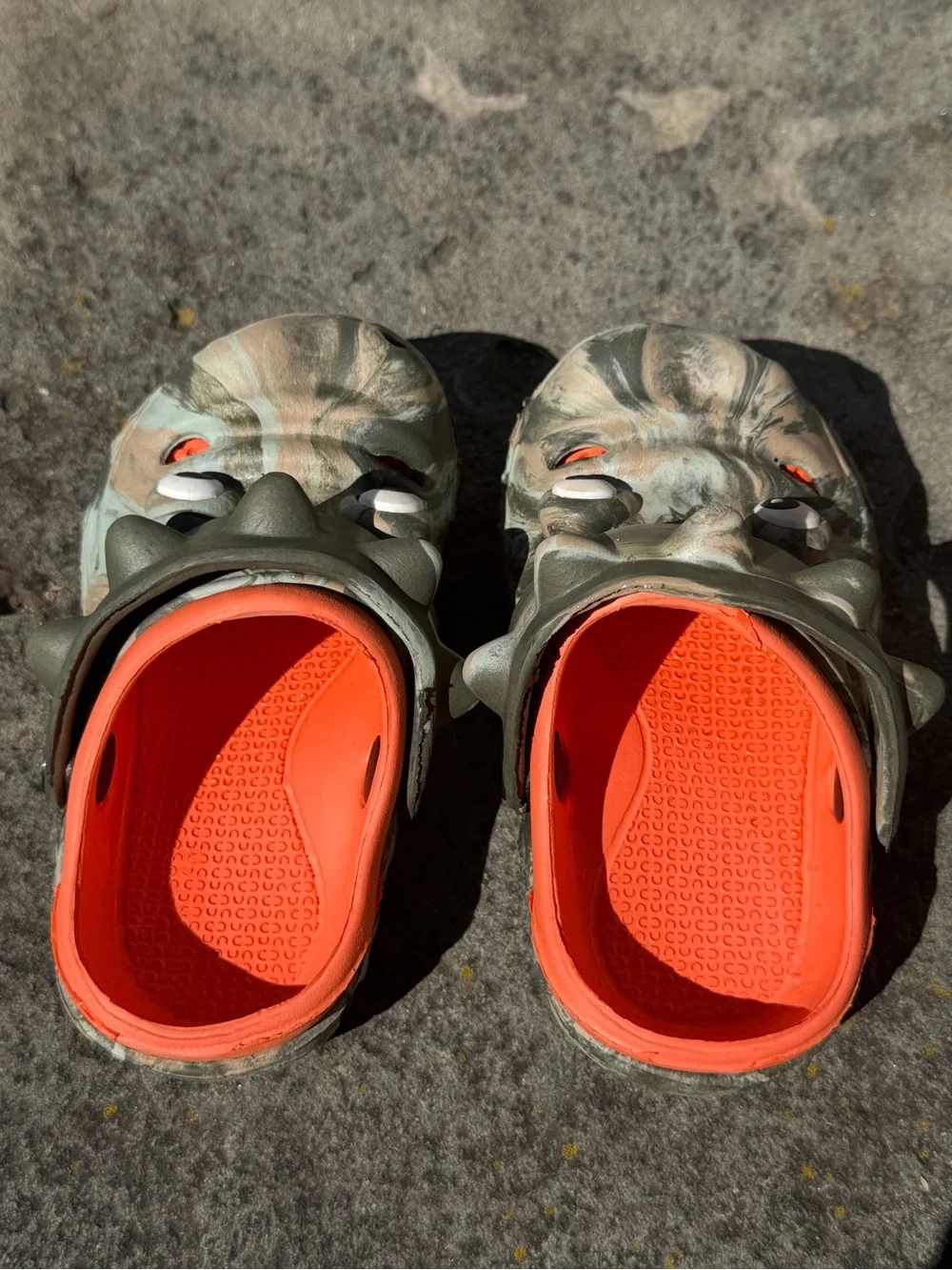 Capelli of New York Kids Dragon Clogs in Green Marble with Bright Orange Lining